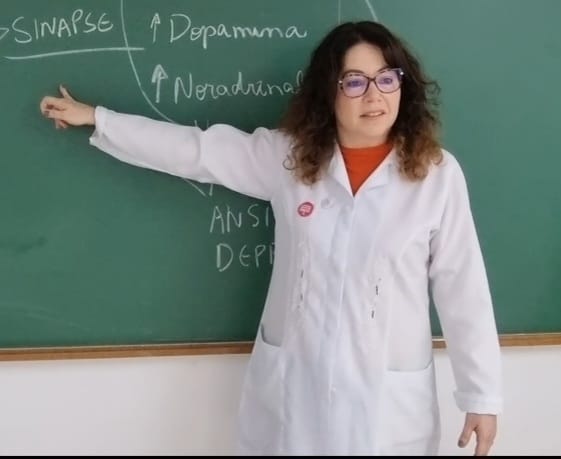 Janaína Menezes Zanoveli